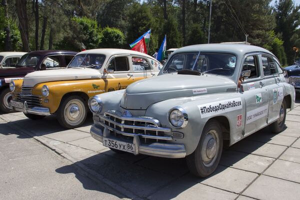 Автомбили участников автопробега Победа - одна на всех - Sputnik Узбекистан