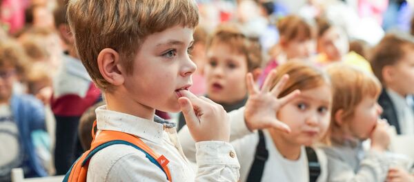 Дети, архивное фото Дети, архивное фото - Sputnik Узбекистан