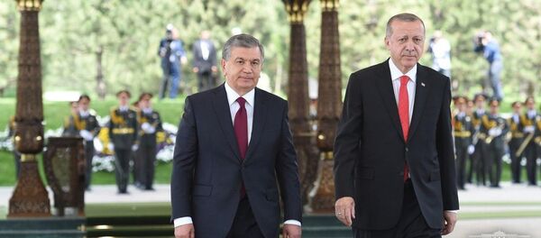 Президенты Узбекистана и Турции - Шавкат Мирзиёев и Реджеп Эрдоган Президенты Узбекистана и Турции - Шавкат Мирзиёев и Реджеп Эрдоган - Sputnik Ўзбекистон