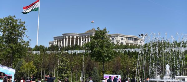 Дворец Нации в Душанбе, архивное фото Дворец Нации в Душанбе, архивное фото - Sputnik Ўзбекистон