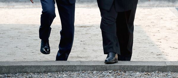 Встреча лидеров Южной и Северной Кореи Встреча лидеров Южной и Северной Кореи - Sputnik Ўзбекистон