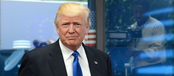 Президент США Дональд Трамп встретился с лидерами ЕС в Брюсселе - Sputnik Узбекистан