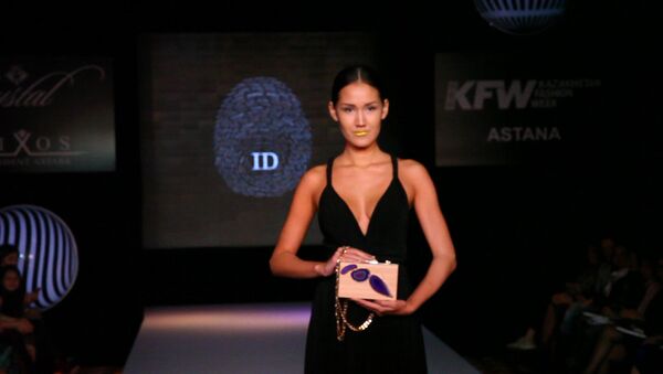 Молодой дизайнер представила свою коллекцию на Kazakhstan Fashion Week - Sputnik Узбекистан