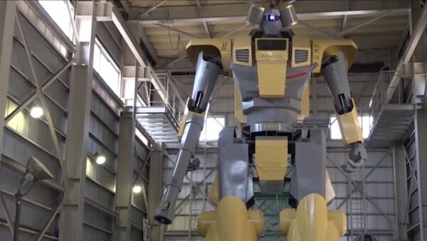 Японский инженер построил робота высотой в 8,5 метра - Sputnik Узбекистан