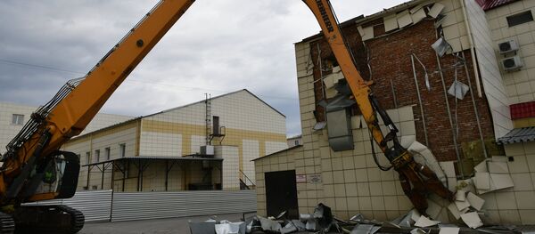 Снос здания ТЦ Зимняя вишня в Кемерово Снос здания ТЦ Зимняя вишня в Кемерово - Sputnik Узбекистан