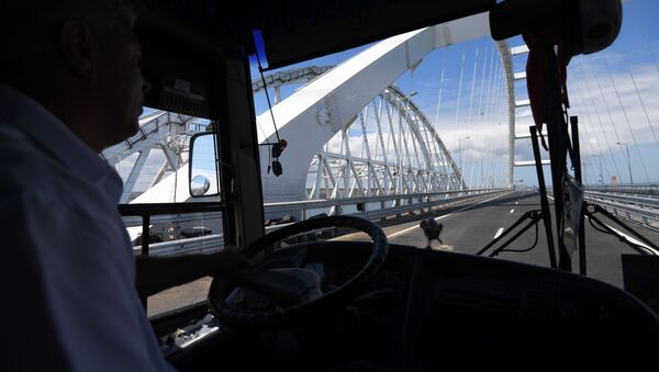 Открытие автомобильной части Крымского моста - Sputnik Узбекистан