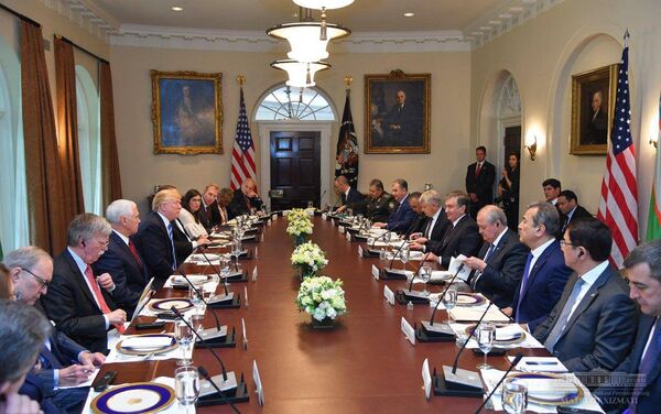 Встреча делегаций Узбекистана и США в Вашингтоне - Sputnik Узбекистан