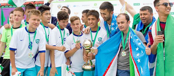 Узбекистан выиграл международный турнир по футболу - Sputnik Узбекистан