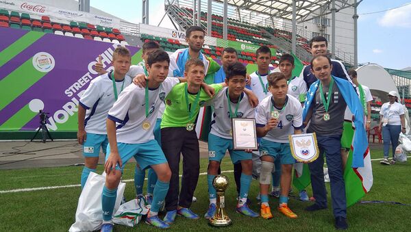 Международный турнир по футболу среди детей-сирот Будущее зависит от тебя - Sputnik Узбекистан