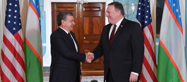 Шавкат Мирзиёев встретился с Майклом Помпео - Sputnik Узбекистан