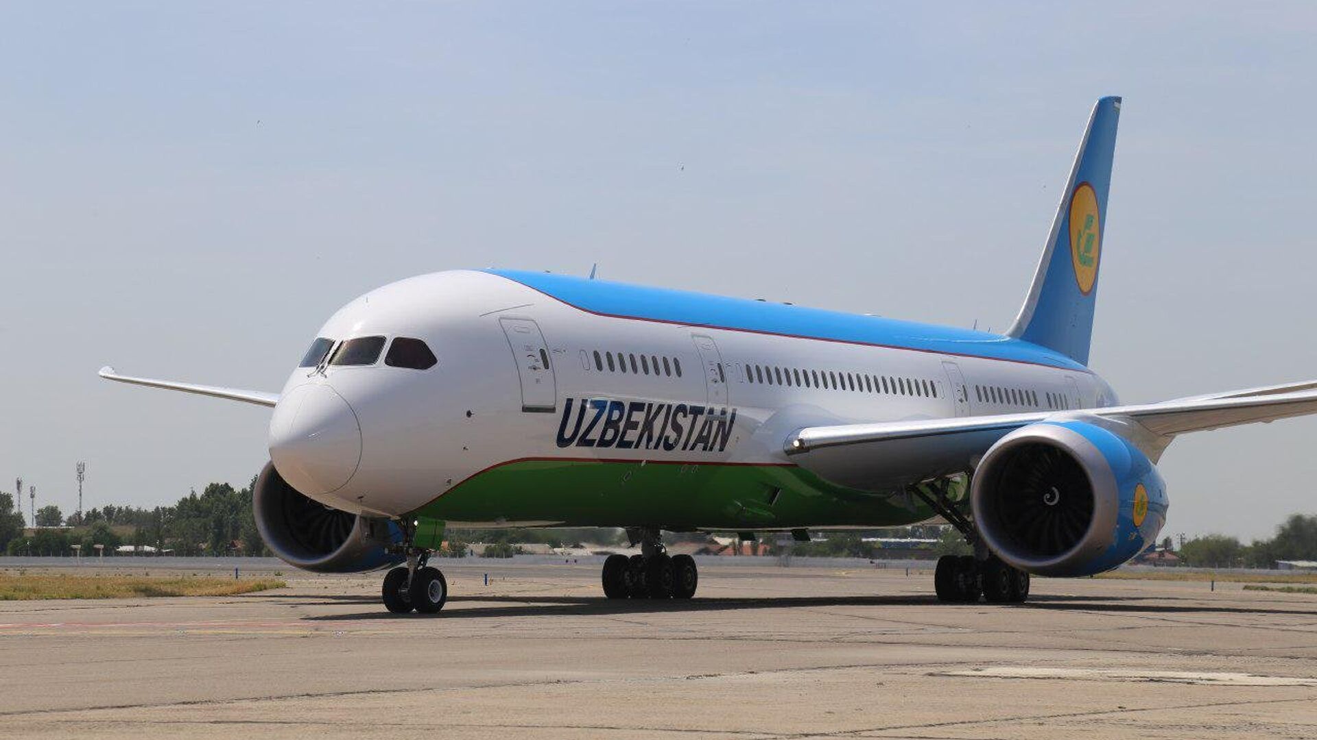 “Узбекистон хаво йуллари” передали новый Boeing 787 Dreamliner - Sputnik Узбекистан, 1920, 25.11.2021