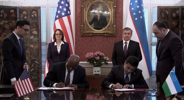 Генпрокуратура Узбекистана и ФБР подписали дорожную карту сотрудничества - Sputnik Узбекистан