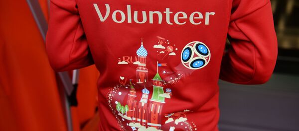 Форма волонтера чемпионата мира по футболу - 2018 - Sputnik Узбекистан