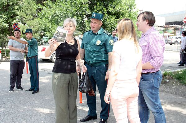 Рейд сотрудниками УБДД Ташкента  - Sputnik Узбекистан