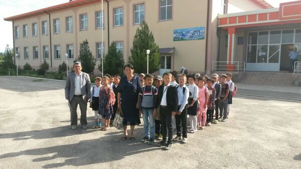 Филиал школы в Чиракчинском районе - Sputnik Узбекистан