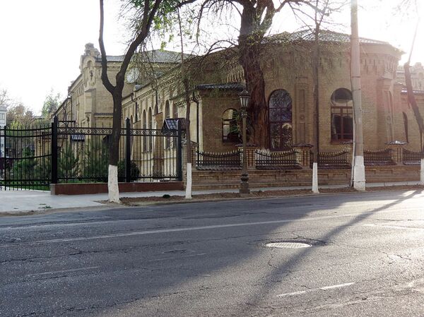 Здание в Ташкенте - Sputnik Узбекистан