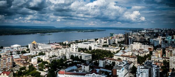 Улицы и здания Самары в окрестностях реки Волги Улицы и здания Самары в окрестностях реки Волги - Sputnik Узбекистан