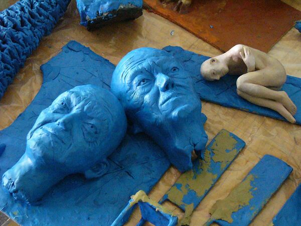 Художник Сергей Алибеков: я рисую образы фильмов - Sputnik Узбекистан