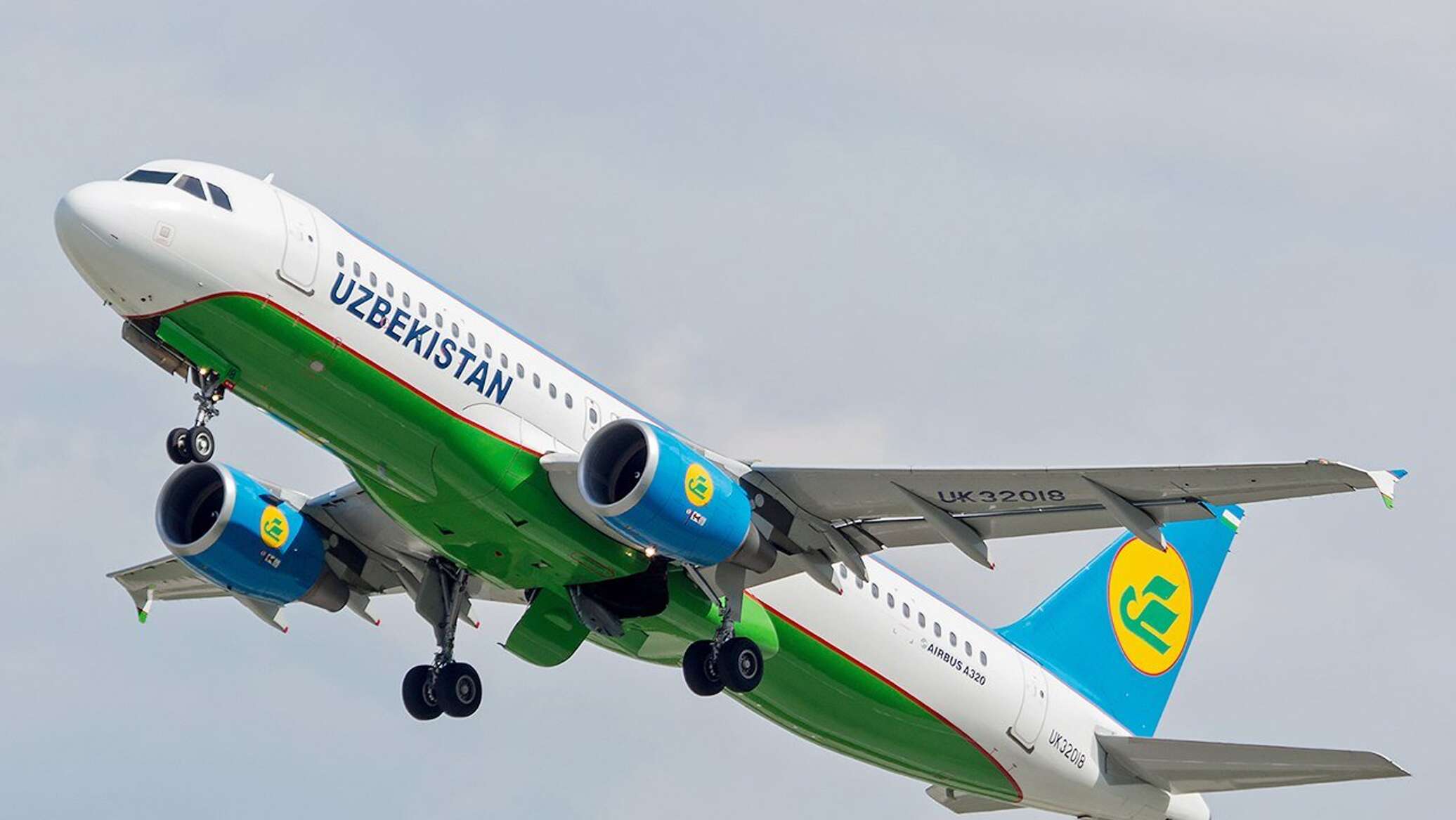 E xuquqshunos uz. Узбекистан авиакомпания хаво йуллари. Самолет Узбекистан хаво йуллари. Boeing 757-200 Uzbekistan Airways. Airbus a320 Uzbekistan Airways.