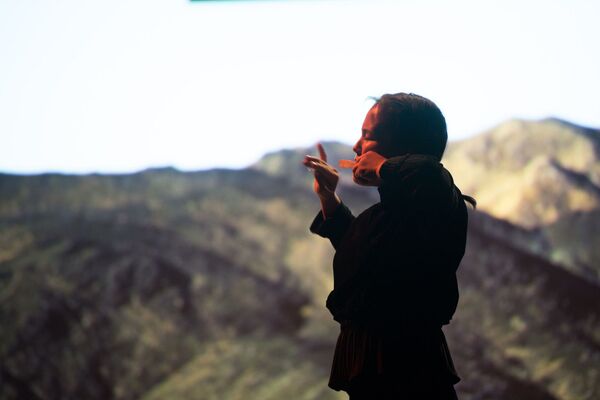 В Париже покажут спектакль узбекского режиссера Саодат Исмаиловой - Sputnik Узбекистан