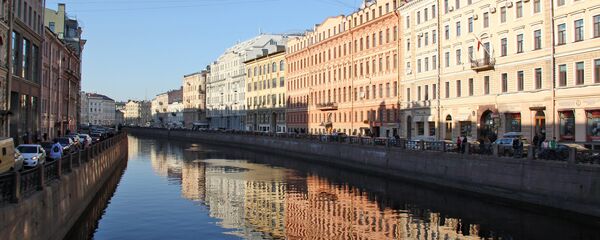 Невский проспект: Набережная реки Мойки со стороны Невского проспекта. Санкт-Петербург - Sputnik Узбекистан