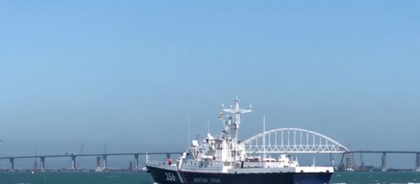 СПУТНИК_Жителям Крыма показали корабли, охраняющие морские рубежи в районе Крыма - Sputnik Узбекистан