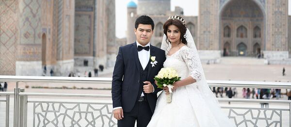 Молодожены в Самарканде - Sputnik Ўзбекистон