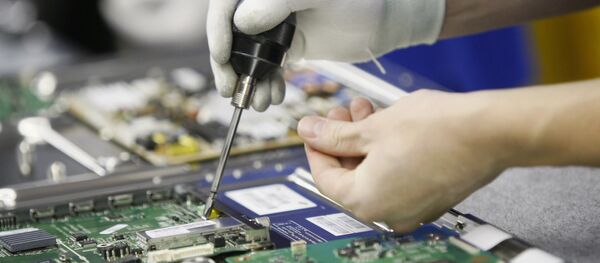 Электрон компонентлар ишлаб чиқариш Электрон компонентлар ишлаб чиқариш - Sputnik Ўзбекистон