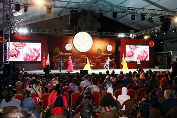 Плов и кино: в Анкаре отметили День Узбекистана Плов и кино: в Анкаре отметили День Узбекистана - Sputnik Узбекистан