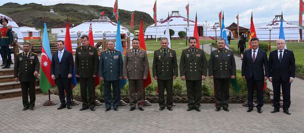Министры обороны стран СНГ Министры обороны стран СНГ - Sputnik Узбекистан