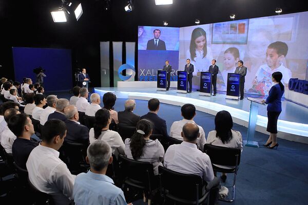 Новые учебники без старых ошибок: что ждет школьников в учебном году - Sputnik Узбекистан