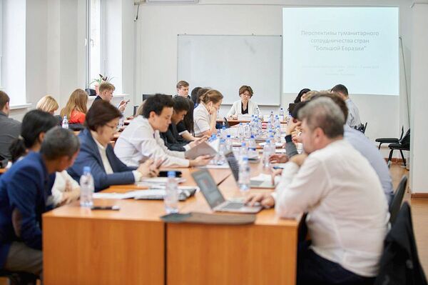 Границы и горизонты: каким увидели эксперты будущее Центральной Азии Границы и горизонты: каким увидели эксперты будущее Центральной Азии - Sputnik Узбекистан