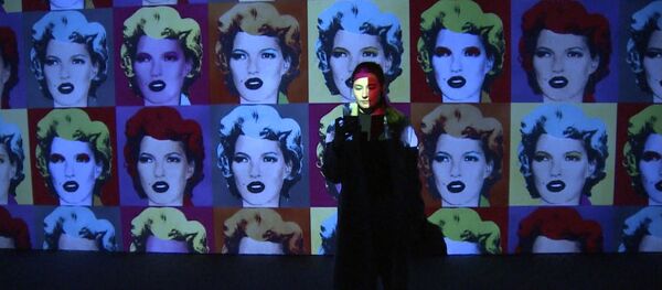 СПУТНИК_Выставка Бэнкси в Москве - Sputnik Узбекистан