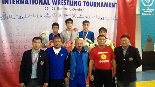 В Стамбуле прошел 31-й международный турнир по вольной борьбе - Sputnik Узбекистан