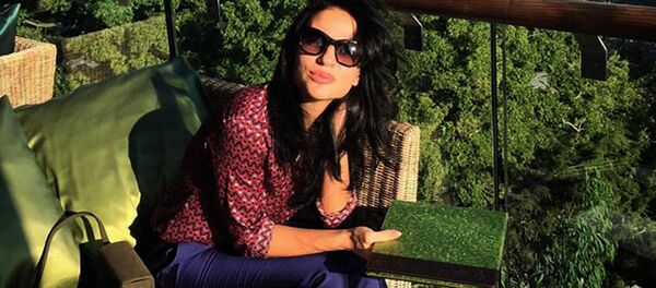 Узбекская танцовщица Анора Халматова Узбекская танцовщица Анора Халматова - Sputnik Узбекистан