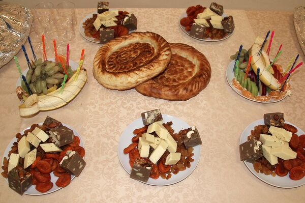 Вечер узбекской культуры и музыки Вечер узбекской культуры и музыки - Sputnik Узбекистан