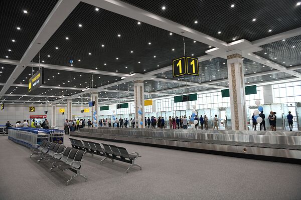 В аэропорту Ташкента заработал новый терминал - Sputnik Узбекистан
