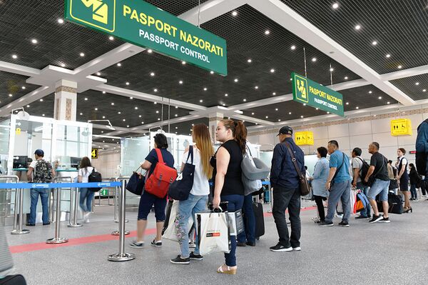 В аэропорту Ташкента заработал новый терминал - Sputnik Узбекистан