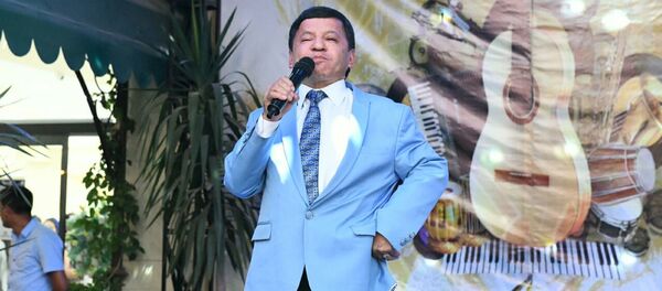 Заслуженный артист Узбекистана Обид Асомов - Sputnik Узбекистан