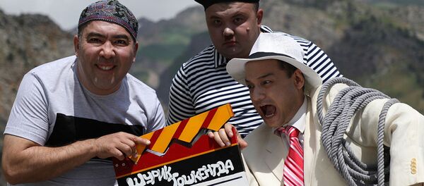 Узбекские кинематографисты готовятся представить свою интерпретацию знаменитой советской комедии Кавказская пленница Узбекские кинематографисты готовятся представить свою интерпретацию знаменитой советской комедии Кавказская пленница - Sputnik Узбекистан