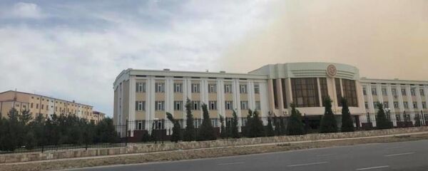 Песчаная буря накрыла Самарканд  - Sputnik Узбекистан