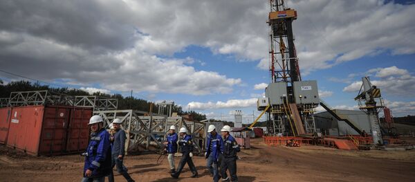 Буровая установка Буровая установка - Sputnik Ўзбекистон