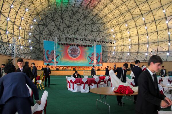 Чайхана в форме дыни Чайхана в форме дыни - Sputnik Узбекистан