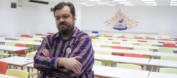 Спортивный комментатор, телеведущий Василий Уткин - Sputnik Узбекистан