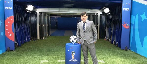 Комиссар ФИФА и АФК Олим Арифов Комиссар ФИФА и АФК Олим Арифов - Sputnik Ўзбекистон