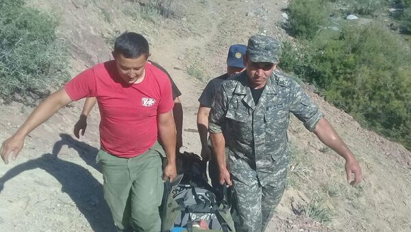 Спасатели помогли узбекистанцу, который получил тяжелую травму ноги - Sputnik Узбекистан