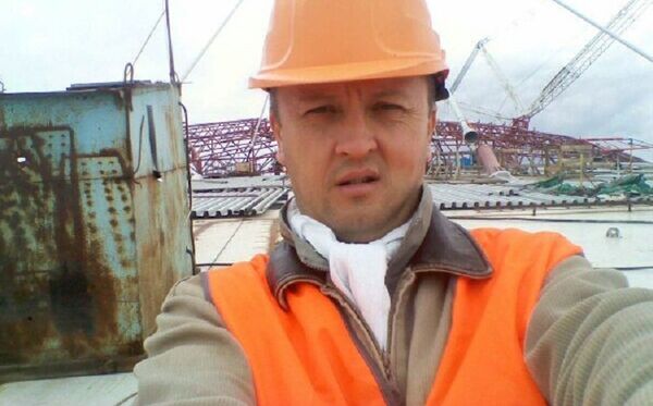 Сварщик из Узбекистана Ильхом Арибжанов Сварщик из Узбекистана Ильхом Арибжанов - Sputnik Ўзбекистон