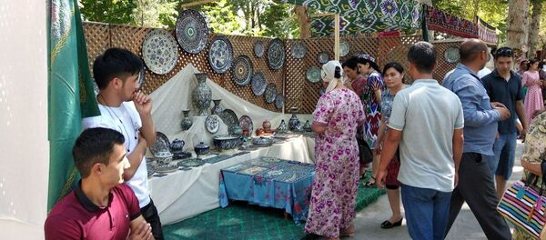 Выставка керамики в Риштане - Sputnik Узбекистан