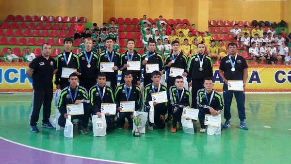 Молодежная и юношеская команды Узбекистана по гандболу заняли первое место на турнире IHF Trophy CUP - Sputnik Узбекистан