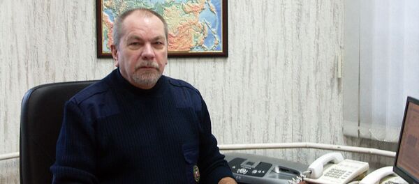 Эксперт Союза бонистов, член Центра изучения памятников бумажно-денежного обращения Роман Леонов - Sputnik Узбекистан